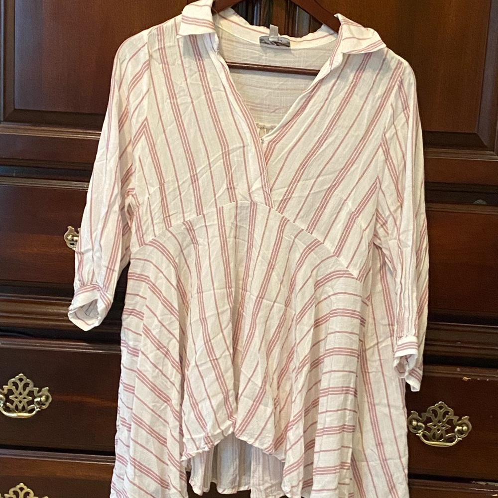 Elegant Pink Striped Women's Tunic